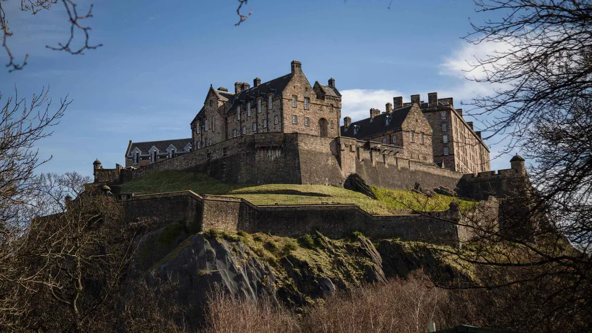 Walking group on Victoria Street during an Edinburgh Castle and Royal Mile walking tour